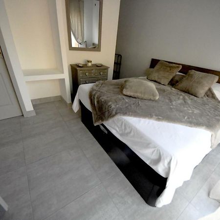 Chambres D'Hotes Des Huppes นีมส์ ภายนอก รูปภาพ