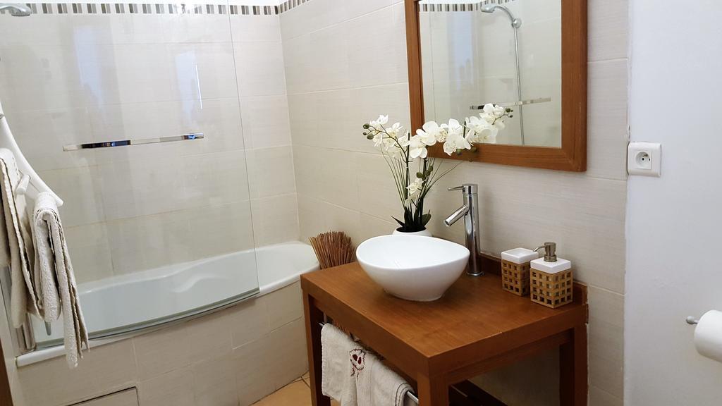Chambres D'Hotes Des Huppes นีมส์ ภายนอก รูปภาพ