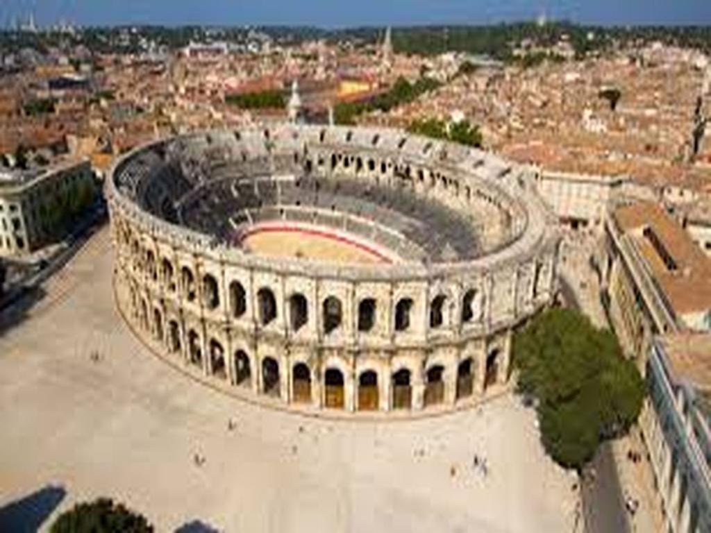 Chambres D'Hotes Des Huppes นีมส์ ภายนอก รูปภาพ