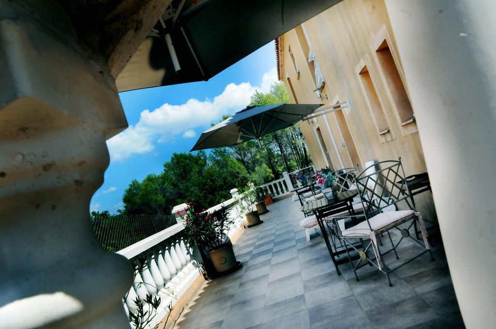 Chambres D'Hotes Des Huppes นีมส์ ภายนอก รูปภาพ